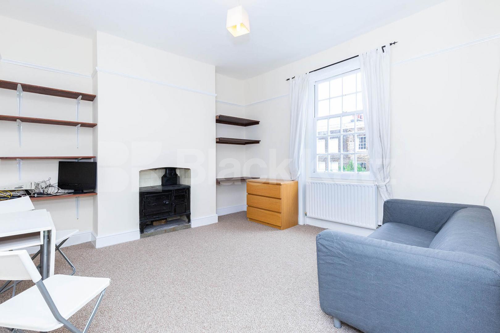 Bright and airy one bedroom flat set on top floor of a period conversion Stamford Road, Dalston